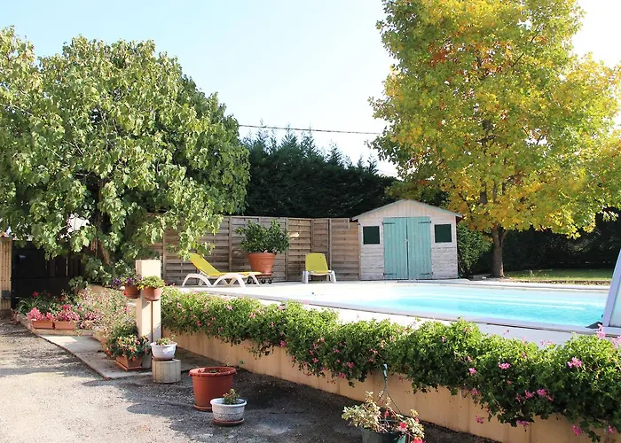Bed & Breakfast Sous Le Figuier 3*